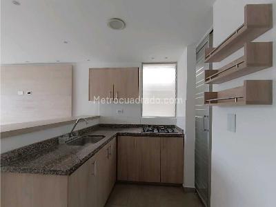 Apartamento de 2 alcobas en venta en Castilla, Manizales, 54 m² · foto 5 de 20