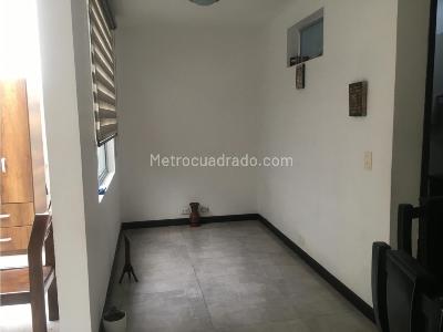 Casa de 3 alcobas en venta en La Carola, Manizales, 150 m² · foto 5 de 20