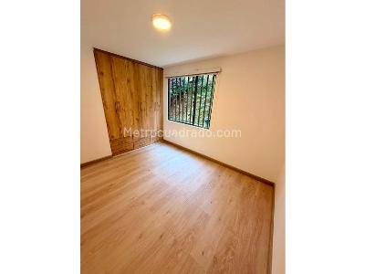 Apartamento en venta en La Arboleda, Manizales · foto 1 de 10