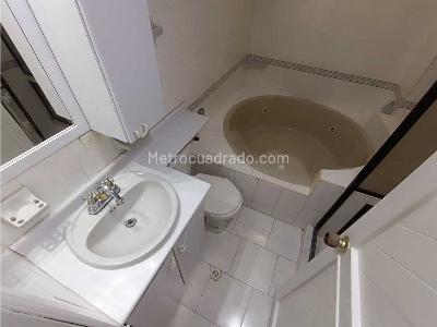 Apartamento de 2 alcobas en venta en Alta Suiza, Manizales, 63 m² · foto 19 de 20