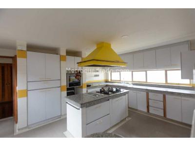 Casa de 3 alcobas en venta en Sancancio, Manizales, 400 m² · foto 5 de 8