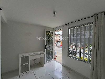 Apartaestudio en venta en Chipre, Manizales · foto 2 de 13