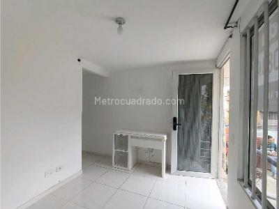 Apartaestudio en venta en Chipre, Manizales · foto 4 de 13
