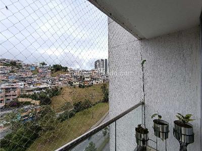 Apartamento en venta en Avenida Kevin Angel, Manizales · foto 3 de 19
