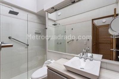 Casa de 5 alcobas en venta en Lindaraja, Bogotá, 420 m² · foto 6 de 20