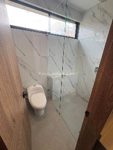 Apartamento de 3 alcobas en venta en Chico Navarra, Bogotá, 142 m² · foto 19 de 20