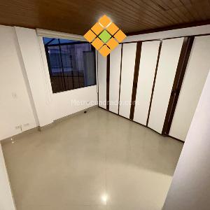 Apartamento de 1 alcoba en arriendo en Colina Campestre, Bogotá, 50 m² · foto 3 de 6