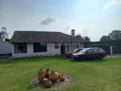 Casa de 3 alcobas en venta en Canelon De Rio Frio, Cajicá, 180 m² · foto 1 de 8