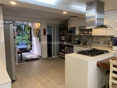 Casa de 3 alcobas en venta en Señorial, Envigado, 155 m² · foto 2 de 20