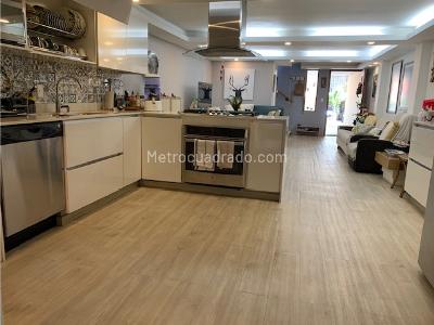 Casa de 3 alcobas en venta en Señorial, Envigado, 155 m² · foto 6 de 20