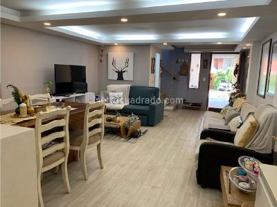 Casa de 3 alcobas en venta en Señorial, Envigado, 155 m² · foto 8 de 20
