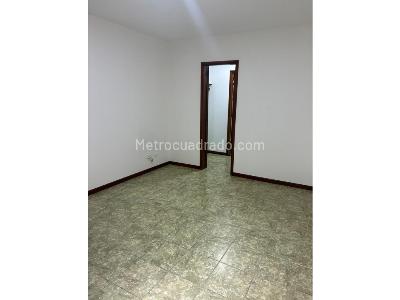 Apartamento de 2 alcobas en venta en El Poblado, Medellín, 80 m² · foto 14 de 20