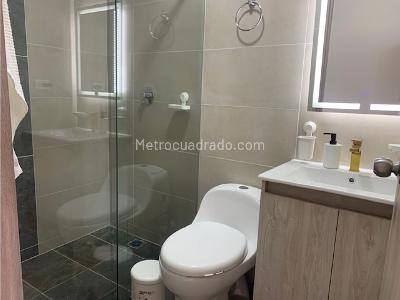 Apartaestudio en venta en La Castellana, Medellín, 37 m² · foto 4 de 11