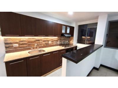 Apartamento de 3 alcobas en venta en Envigado Loma De Escobero, Envigado, 107 m² · foto 5 de 19