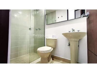 Apartamento de 3 alcobas en venta en Envigado Loma De Escobero, Envigado, 107 m² · foto 11 de 19