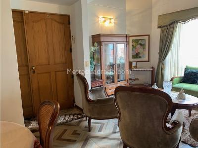 Apartamento en venta en Laureles Nogal, Medellín · foto 2 de 20