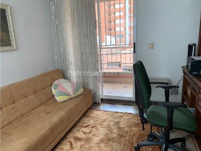 Apartamento en venta en Laureles Nogal, Medellín · foto 8 de 20