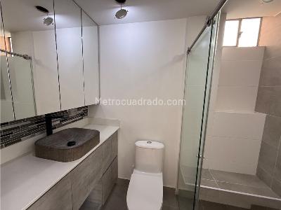 Apartamento en venta en El Poblado, Medellín · foto 18 de 20