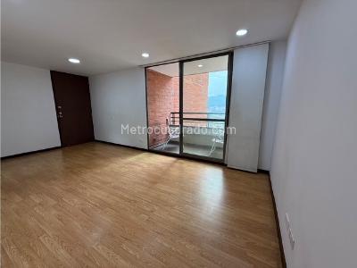 Apartamento en venta en El Poblado, Medellín · foto 4 de 20