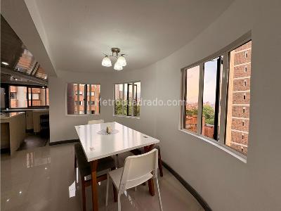 Apartamento de 3 alcobas en venta en El Poblado Las Lomas, Medellín, 126 m² · foto 4 de 20