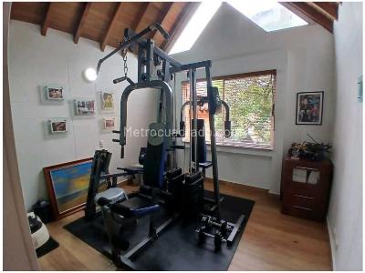 Casa de 3 alcobas en venta en El Poblado, Medellín, 279 m² · foto 12 de 20
