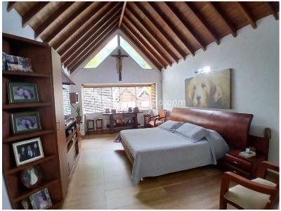 Casa de 3 alcobas en venta en El Poblado, Medellín, 279 m² · foto 13 de 20