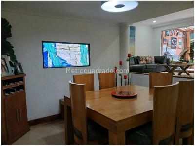 Casa de 3 alcobas en venta en El Poblado, Medellín, 279 m² · foto 6 de 20