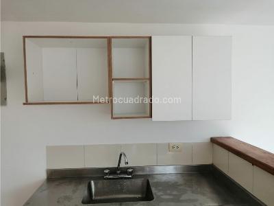 Apartaestudio en venta en Medellin, Medellín, 39 m² · foto 8 de 20
