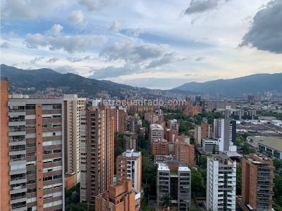 Apartamento de 3 alcobas en venta en Medellin, Medellín, 143 m² · foto 7 de 20