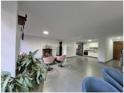 Apartamento en venta en El Poblado, Medellín · foto 7 de 20