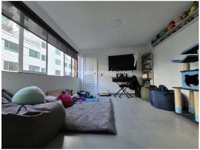 Apartamento en venta en El Poblado, Medellín · foto 11 de 20