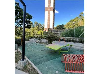 Apartamento de 3 alcobas en venta en El Poblado, Medellín, 217 m² · foto 15 de 20
