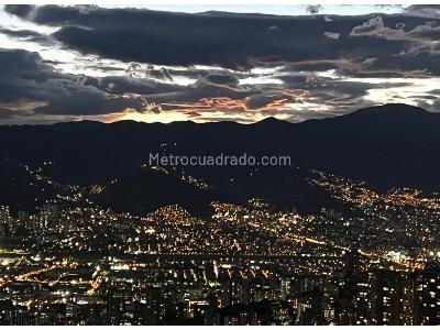 Apartamento de 3 alcobas en venta en El Poblado, Medellín, 217 m² · foto 5 de 20