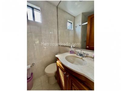 Apartamento de 3 alcobas en venta en El Poblado, Medellín, 165 m² · foto 17 de 20