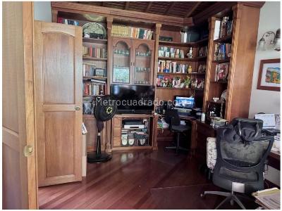 Casa de 3 alcobas en venta en El Poblado, Medellín, 274 m² · foto 12 de 20