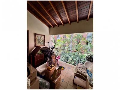 Casa de 3 alcobas en venta en El Poblado, Medellín, 274 m² · foto 13 de 20