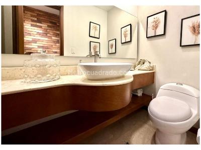Casa de 4 alcobas en venta en El Poblado, Medellín, 283 m² · foto 14 de 20