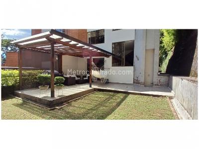 Casa de 4 alcobas en venta en Medellin, Medellín, 337 m² · foto 2 de 20