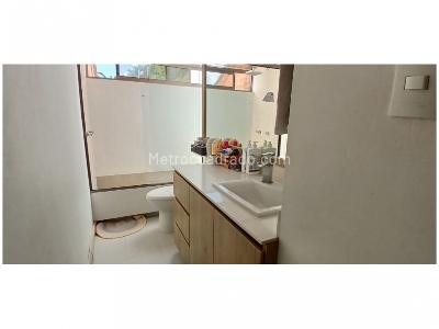Casa de 4 alcobas en venta en Medellin, Medellín, 337 m² · foto 8 de 20