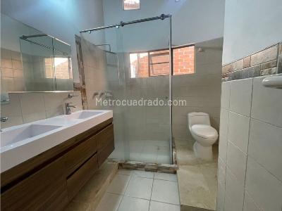 Casa en venta en Malabar Cerritos, Pereira · foto 13 de 13
