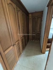 Casa de 5 alcobas en venta en Lagos Del Cacique, Bucaramanga, 292 m² · foto 9 de 20