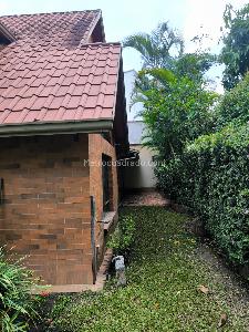Casa de 5 alcobas en venta en Lagos Del Cacique, Bucaramanga, 292 m² · foto 17 de 20
