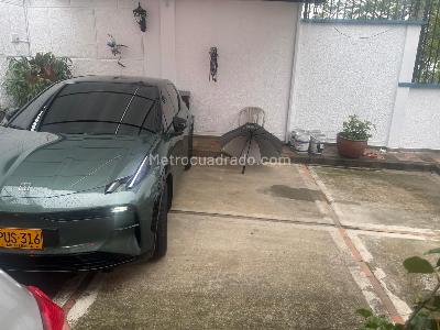 Casa de 5 alcobas en venta en Lagos Del Cacique, Bucaramanga, 500 m² · foto 8 de 19