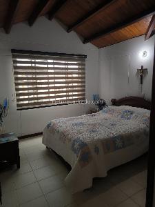 Casa de 3 alcobas en venta en Lagos Del Cacique, Bucaramanga, 138 m² · foto 13 de 19