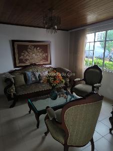 Casa de 3 alcobas en venta en Lagos Del Cacique, Bucaramanga, 138 m² · foto 3 de 19