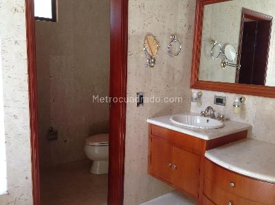 Casa de 4 alcobas en venta en San Simon Guaymaral, Bogotá, 550 m² · foto 7 de 7