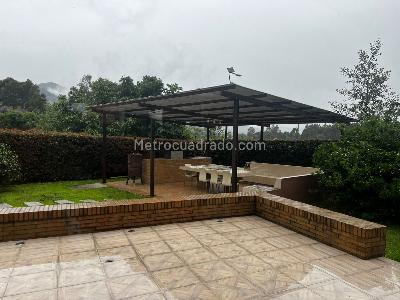 Casa de 4 alcobas en venta en Guaymaral, Bogotá, 478 m² · foto 12 de 12