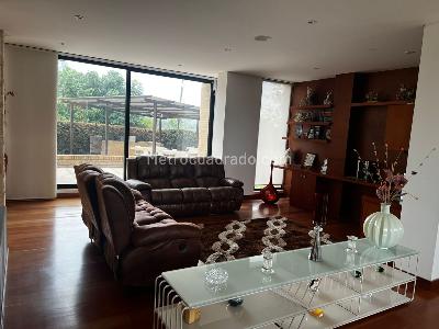 Casa de 4 alcobas en venta en Guaymaral, Bogotá, 478 m² · foto 7 de 12