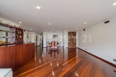 Apartamento de 5 alcobas en venta en Pasadena, Bogotá, 326 m² · foto 3 de 20
