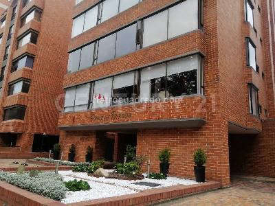 Apartamento de 3 alcobas en venta en La Carolina, Bogotá, 167 m² · foto 14 de 15